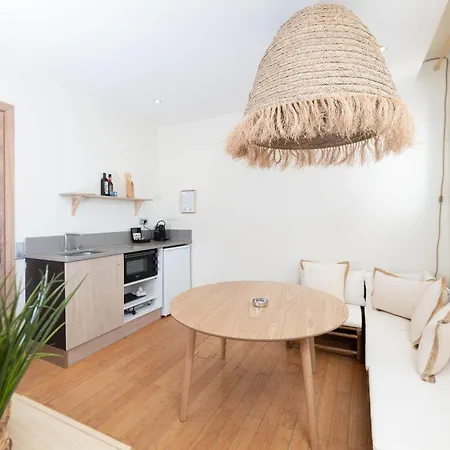 Terrasse 3 Pieces Le Cocoun Balinais - Mandara , Antibes French Riviera